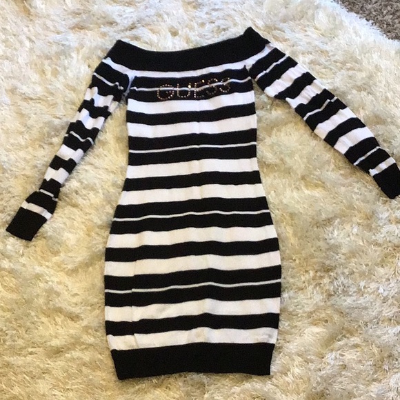 Guess Dresses & Skirts - Clearance 💲Guess sweater dress